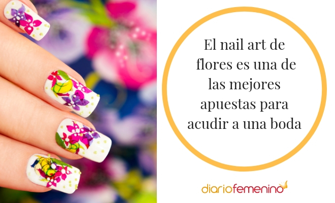 Si deseas acudir a una boda con nail art, que sea de flores