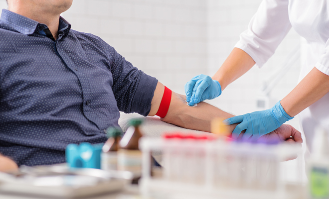 ¿Cómo te tienes que preparar para donar sangre?