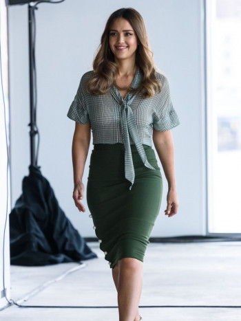 Cómo combinar una falda verde: el manual de estilo que necesitas