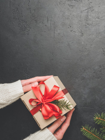 Qué regalar a tu tía por Navidad: detalles únicos que le encantarán