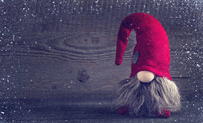 Leyenda de Navidad escandinava: Tomte el gnomo que lleva los regalos