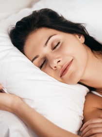 Consejos para dormir bien y acabar con el insomnio femenino