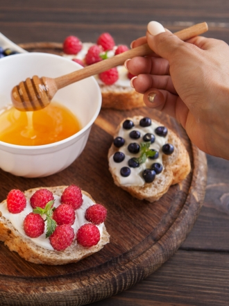 Sustitutos del azúcar: miel de abejas, melaza y estevia