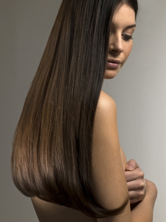 ¿Por qué tengo el pelo deshidratado y sin brillo?