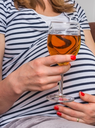 Ni una gota de alcohol durante el embarazo
