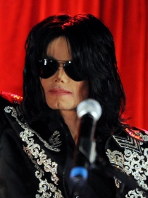 Aparece un polémico retrato de Michael Jackson desnudo