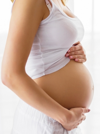 Aceite de rosa mosqueta, un secreto durante el embarazo