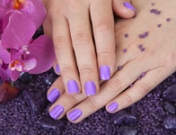 ¡Bienvenida al mundo de los esmaltes permanentes!