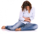 Qué conlleva al dolor de estómago crónico