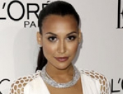 Look de Naya Rivera, escotes y transparencias