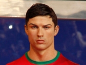 Irina Shayk ya tiene dos Cristianos: ¿le gustará el doble de cera de su chico?