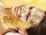 El cuidado de la cara más lujoso: tratamiento facial con oro