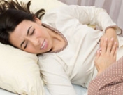 Dolor de estómago por problemas intestinales: causas y soluciones