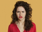 Dolor de cabeza por fruncir el ceño