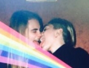Miley Cyrus, lesbiana por un día con Cara Delevingne