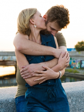 No es amor, es amistad