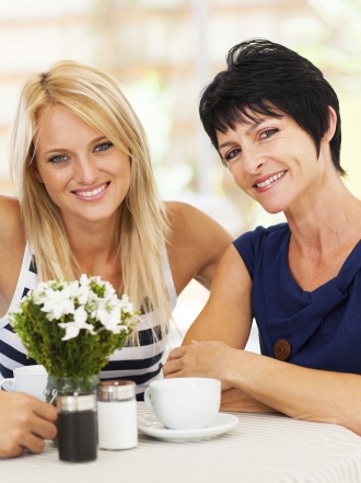 Mujeres y hombres: la relación de pareja más la suegra