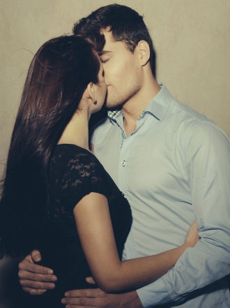 Poema de amor para dedicar a tu novio: a tu lado soy feliz