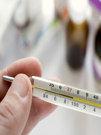 Cuándo el dolor de garganta viene acompañado de fiebre