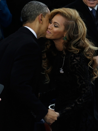 A Michelle Obama le salen más cuernos: Beyoncé hace temblar la Casa Blanca