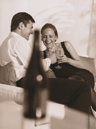 Falsos mitos sobre dieta: ¿una copa de vino al día disminuye el riesgo de infarto?