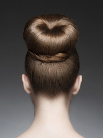 Los peinados tirantes son malos para el pelo, ¿verdadero o falso?