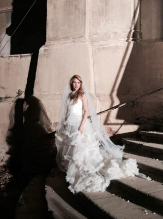 Shakira se viste de blanco, ¿habrá boda con Piqué?