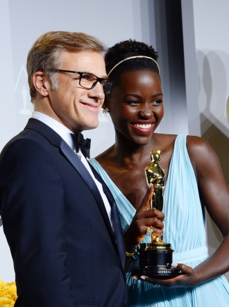 Look de Lupita Nyong'o: casual, estilosa y juvenil