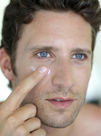 Limpieza facial para hombres, paso a paso