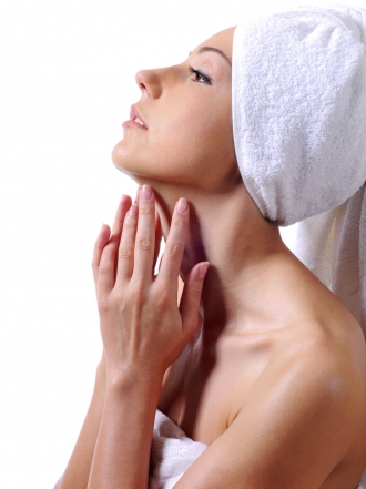 Cuidados en la piel del cuello: evita la flacidez