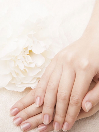 Se me rompen las uñas: trucos y soluciones para las uñas quebradizas