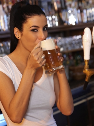 Los beneficios de la cerveza contra los síntomas de la menopausia