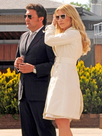 Vestidos cortos para ir a una comunión: cómo vestir en un evento religioso