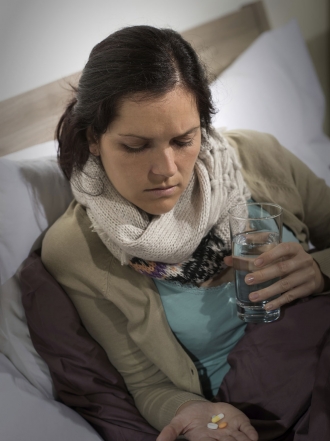 ¿Sirve la aspirina para quitar el dolor de garganta?