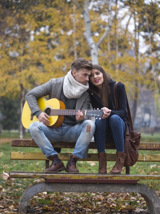 Las 10 mejores historias de amor de canciones en español