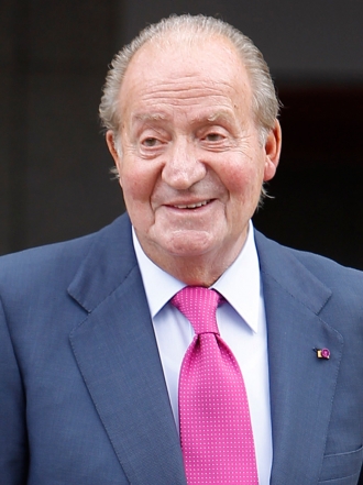 La carta de abdicación del Rey: Twitter se burla y la web 'real' se cae