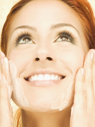 Tratamientos faciales exfoliantes para tener la cara suave