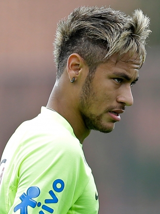 Neymar, desnudo junto a su novia Bruna Marquezine