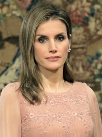 Letizia repite vestido: de la boda de Kate Middleton a la celebración de Santiago Apóstol