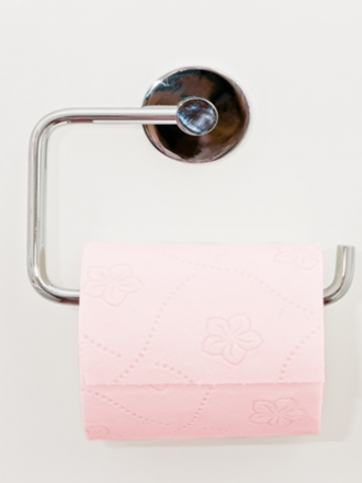 Por qué sangran las hemorroides: causas y métodos para combatirlo