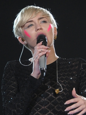 Liam Hemsworth y Nicki Minaj, las pesadillas de Miley Cyrus