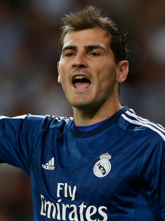 Iker Casillas, ¿portero o cantante?