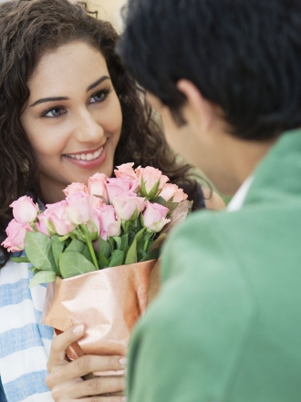 Lo que nunca debe hacer una mujer en su primera cita