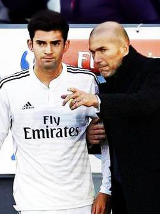 Zinedine Zidane hace debutar a su hijo, pero antes...