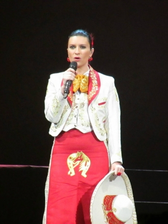 Laura Pausini celebra en México 20 años de exitosa carrera musical