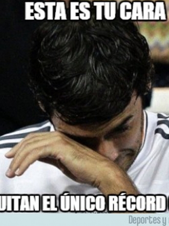 Raúl deja paso a Messi y a Cristiano Ronaldo: su historia, en memes
