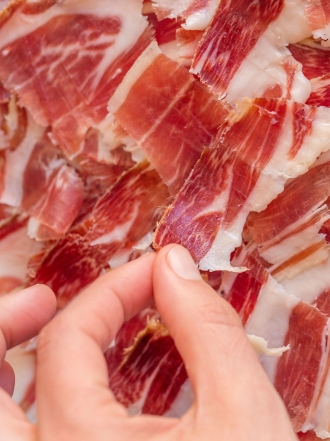 Significado de soñar con jamón: es tu momento de buena suerte