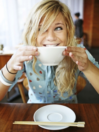 5 recetas de sopas para combinar con tu dieta detox