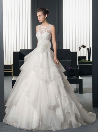 Los vestidos más bonitos de la colección Two de Rosa Clará