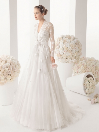 Vestidos de novia baratos de la colección de Rosa Clará